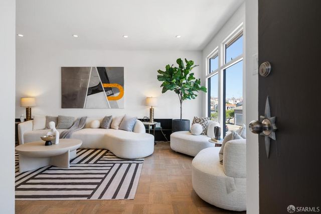 585 Crestlake Drive, San Francisco, CA 94132