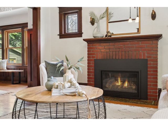 1547 Se 32ND Ave, Portland, OR 97214