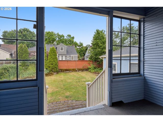 1547 Se 32ND Ave, Portland, OR 97214