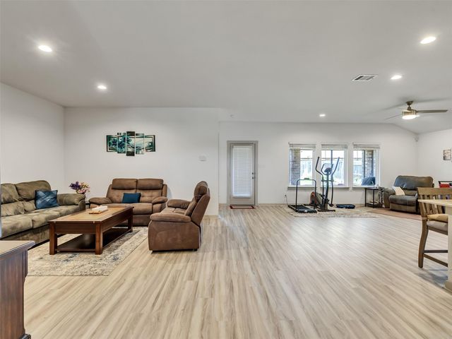 3438 Lake Landing Lane, Missouri City, TX 77459