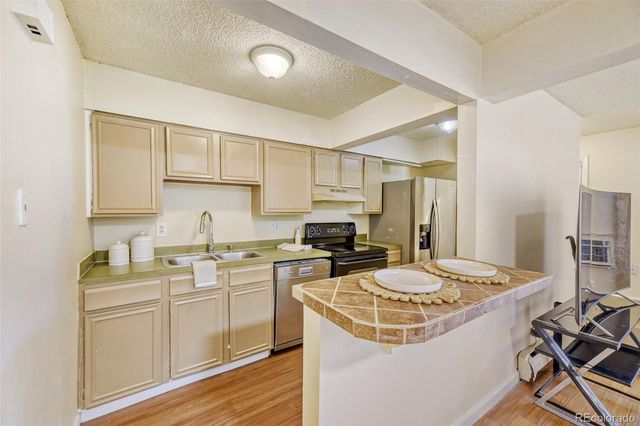 4641 S Lowell Boulevard B, Denver, CO 80236