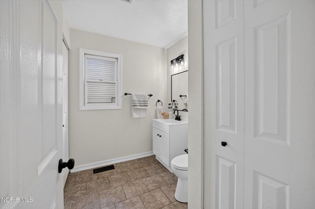 117 N Goodrich Street, Oregon, OH 43616