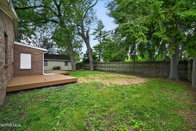 117 N Goodrich Street, Oregon, OH 43616