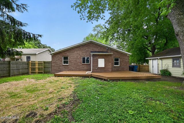 117 N Goodrich Street, Oregon, OH 43616