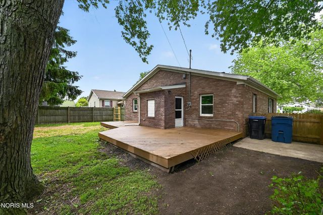 117 N Goodrich Street, Oregon, OH 43616