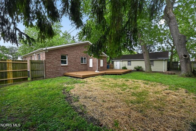 117 N Goodrich Street, Oregon, OH 43616