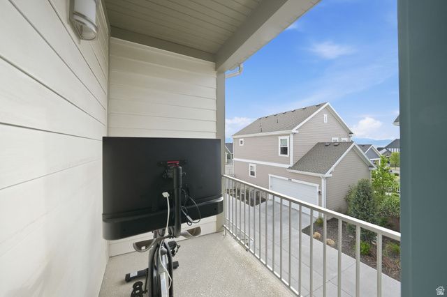 5143 W SPLIT ROCK DR, South Jordan, UT 84009