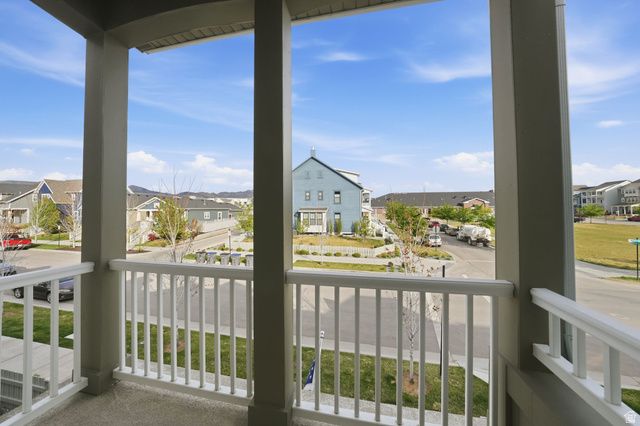 5143 W SPLIT ROCK DR, South Jordan, UT 84009