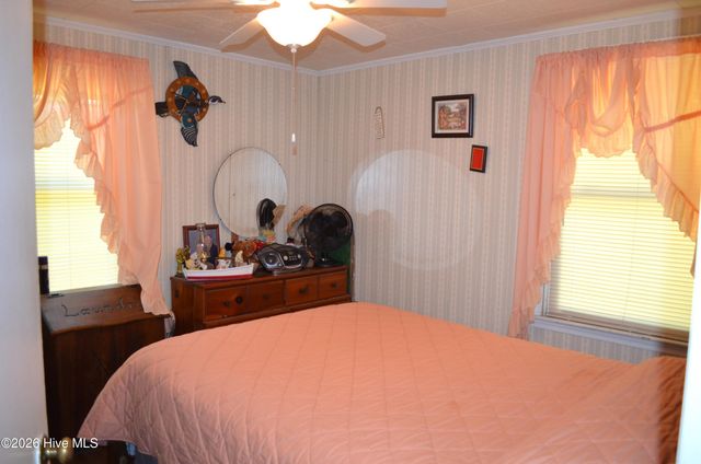 158 Otway Farm Road, Beaufort, NC 28516