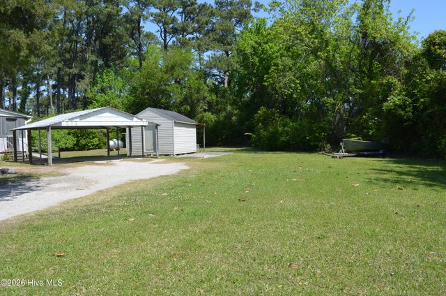 158 Otway Farm Road, Beaufort, NC 28516