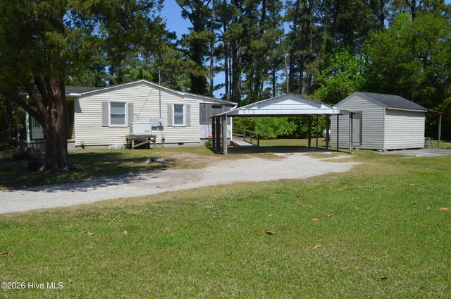 158 Otway Farm Road, Beaufort, NC 28516