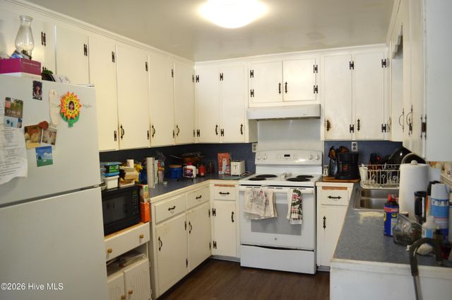 158 Otway Farm Road, Beaufort, NC 28516