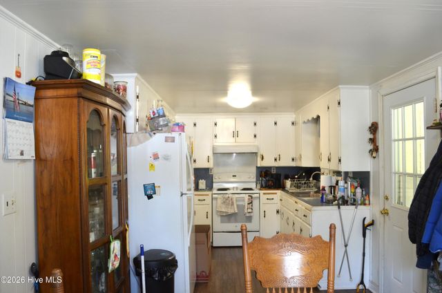 158 Otway Farm Road, Beaufort, NC 28516