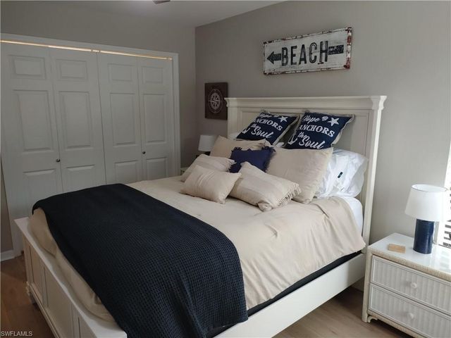 28380 Winthrop CIR, Bonita Springs, FL 34134