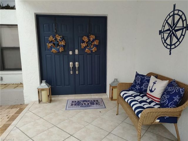 28380 Winthrop CIR, Bonita Springs, FL 34134