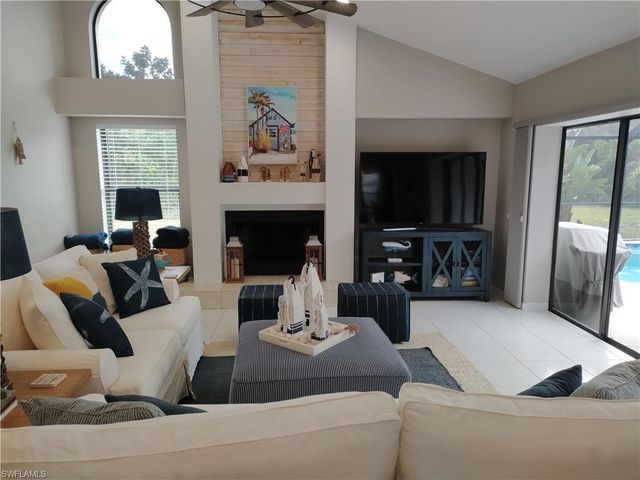 28380 Winthrop CIR, Bonita Springs, FL 34134