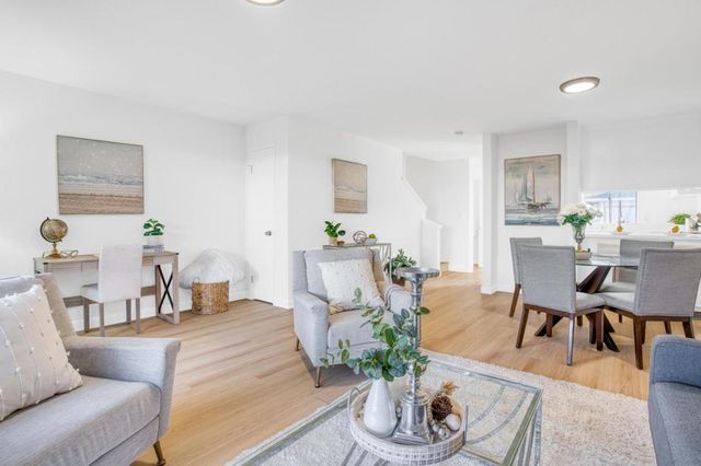 258 Ventura Avenue, Palo Alto, CA 94306