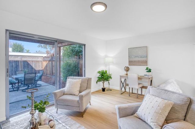 258 Ventura Avenue, Palo Alto, CA 94306