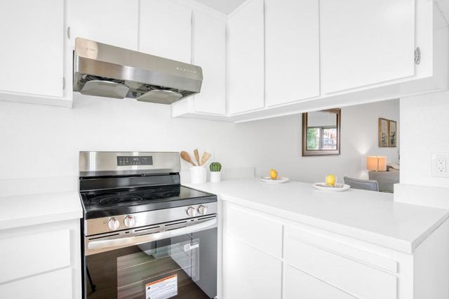 258 Ventura Avenue, Palo Alto, CA 94306