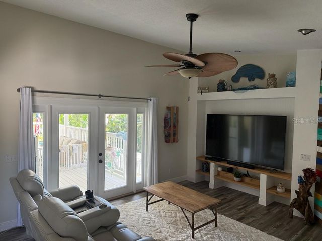 508 83RD STREET NW, Bradenton, FL 34209