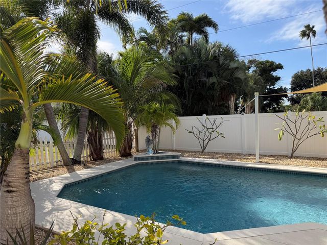 508 83RD STREET NW, Bradenton, FL 34209