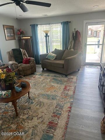 4117 Plumthicket, Joplin, MO 64801