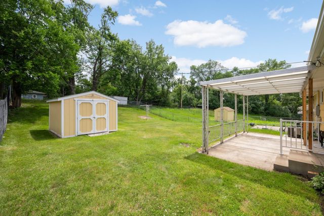 1218 Kent Street N, Saint Paul, MN 55117