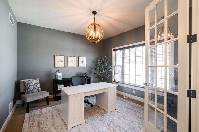 631 Stepping Stone WAY, Pewaukee, WI 53072