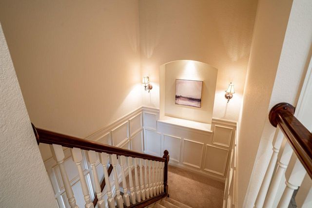 631 Stepping Stone WAY, Pewaukee, WI 53072