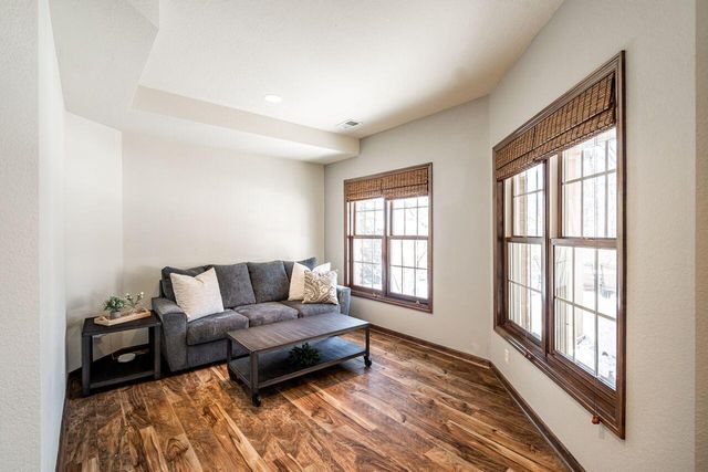 631 Stepping Stone WAY, Pewaukee, WI 53072