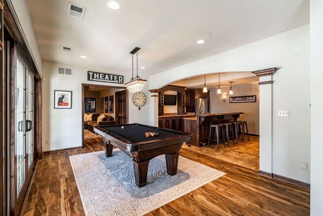 631 Stepping Stone WAY, Pewaukee, WI 53072