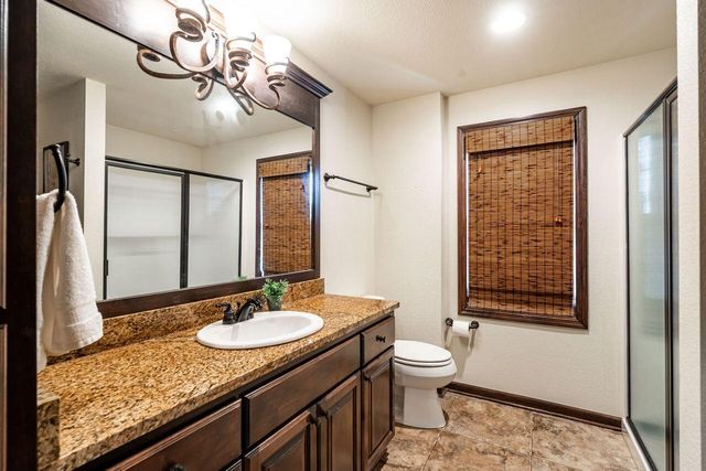 631 Stepping Stone WAY, Pewaukee, WI 53072