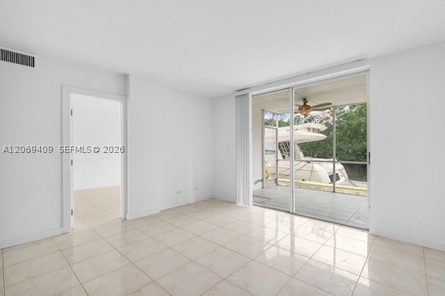3660 NE 166th St 114, North Miami Beach, FL 33160