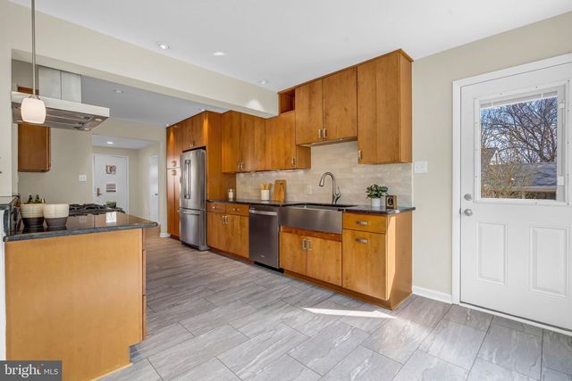 1616 TILTON DR, Silver Spring, MD 20902