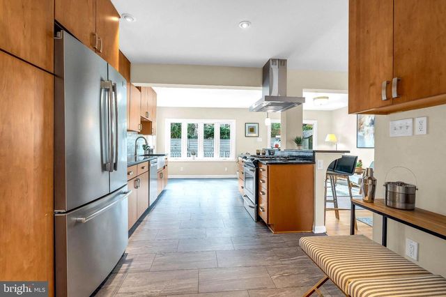 1616 TILTON DR, Silver Spring, MD 20902