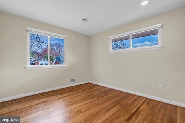 1616 TILTON DR, Silver Spring, MD 20902