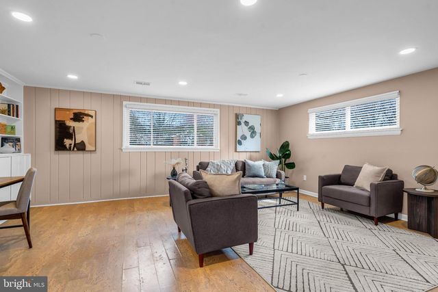 1616 TILTON DR, Silver Spring, MD 20902