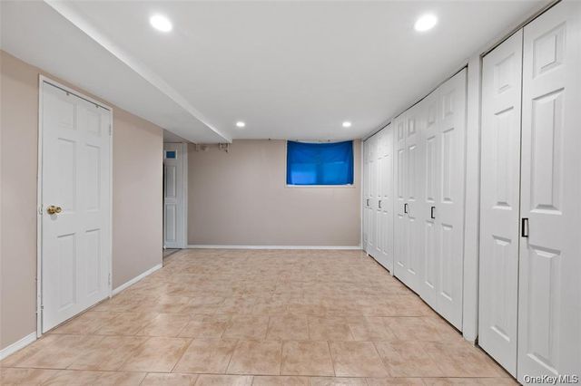 6991 Caldwell Avenue, Maspeth, NY 11378