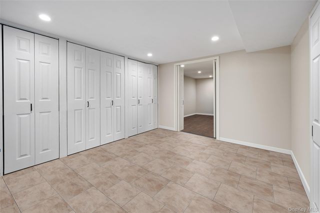 6991 Caldwell Avenue, Maspeth, NY 11378