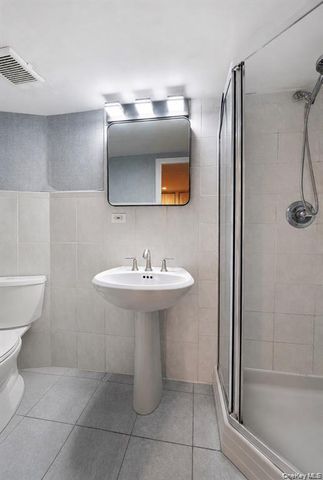 6991 Caldwell Avenue, Maspeth, NY 11378