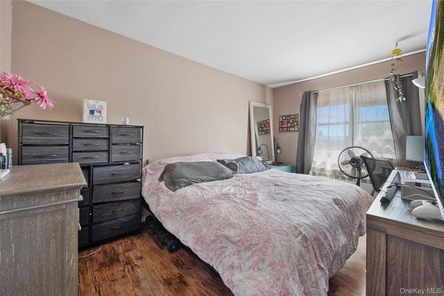 6991 Caldwell Avenue, Maspeth, NY 11378