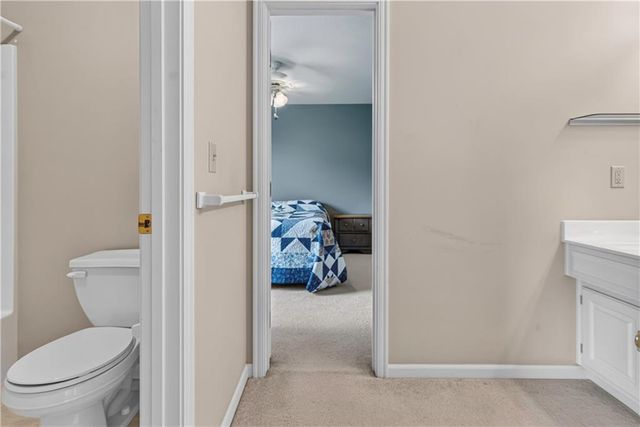 613 SW Derby Drive, Lee's Summit, MO 64081