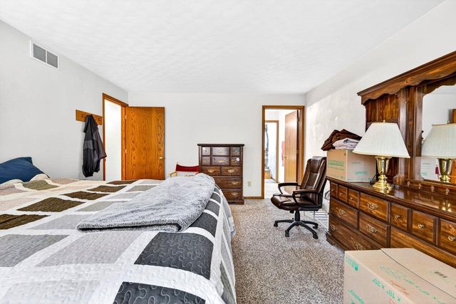101 E KENNEDY AVENUE, Kimberly, WI 54136