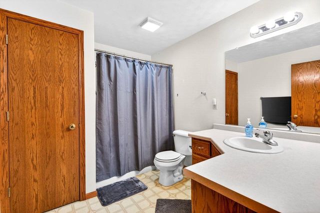 101 E KENNEDY AVENUE, Kimberly, WI 54136