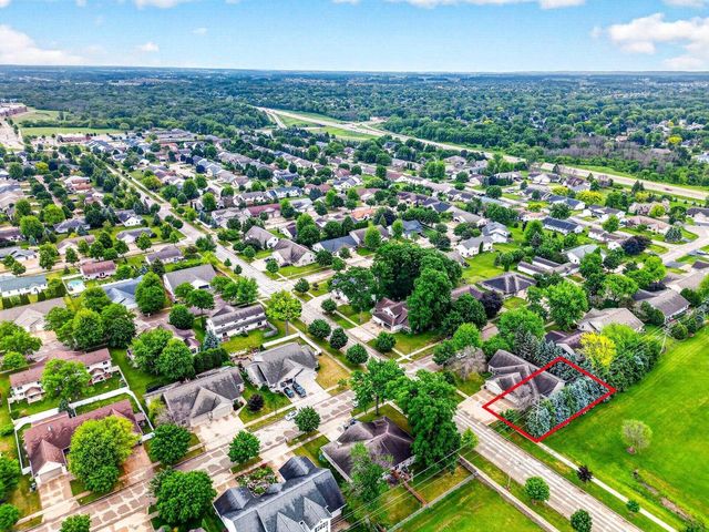101 E KENNEDY AVENUE, Kimberly, WI 54136