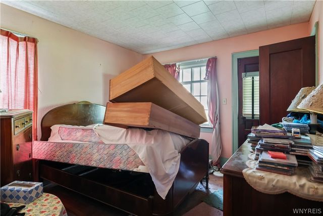 270 Comstock Avenue, Buffalo, NY 14215