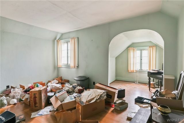 270 Comstock Avenue, Buffalo, NY 14215