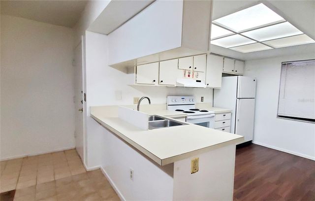 103 MEADOW LANE 103, Oldsmar, FL 34677