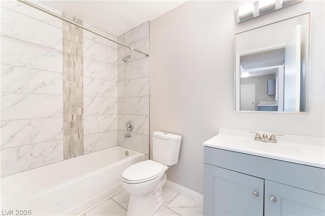 221 Mission Catalina Lane 102, Las Vegas, NV 89107