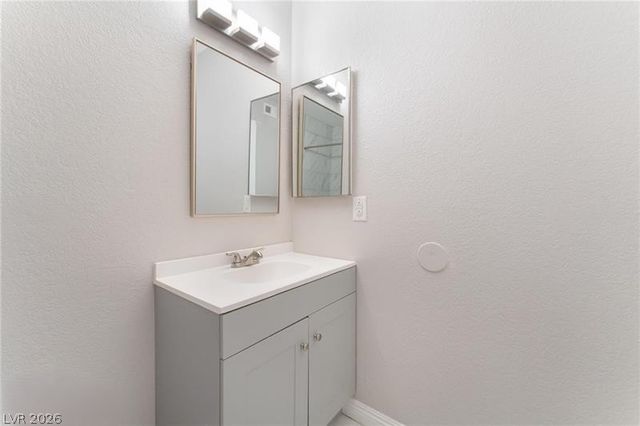 221 Mission Catalina Lane 102, Las Vegas, NV 89107